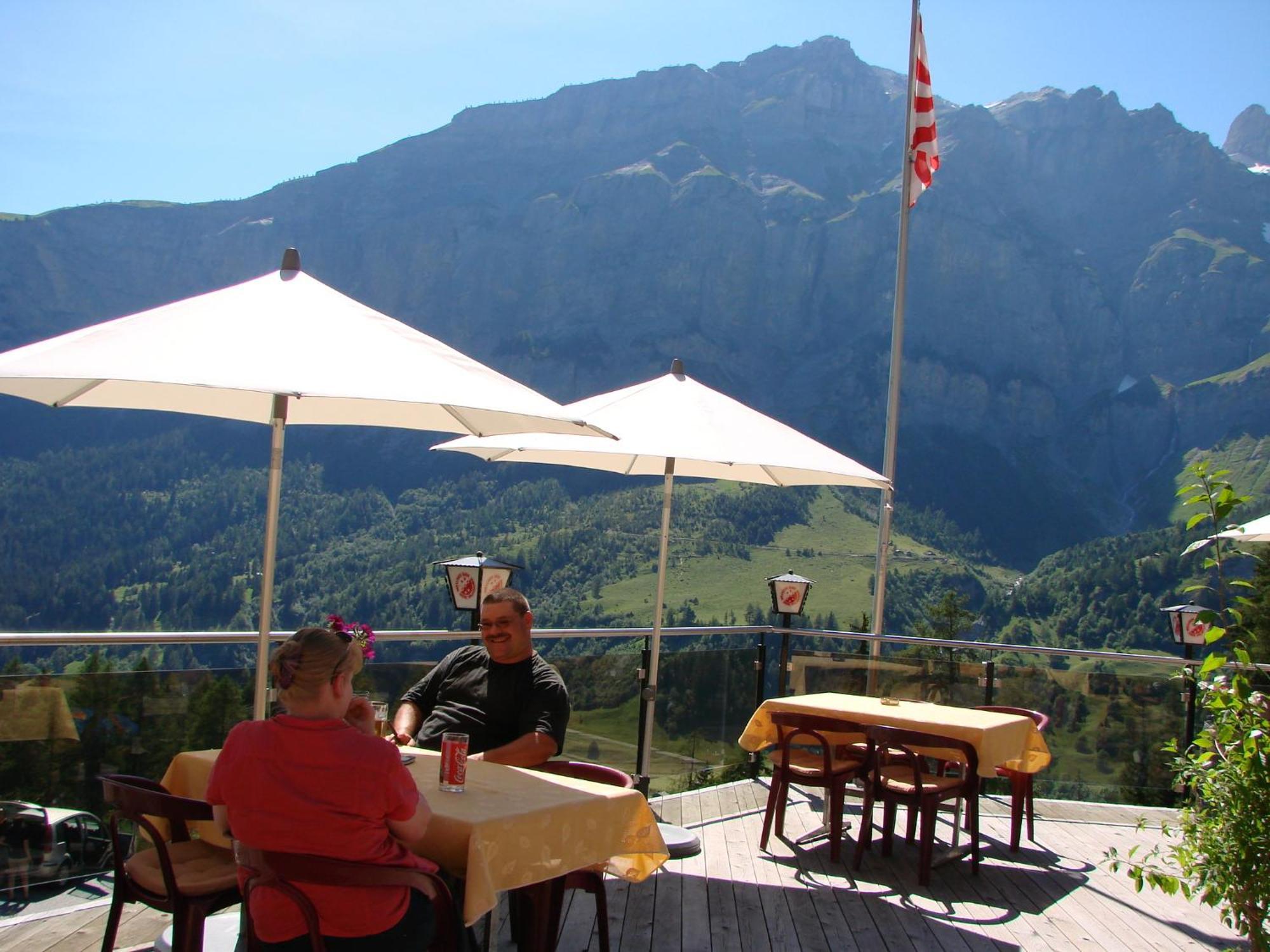 Hotel Restaurant Flaschen Albinen Exterior foto